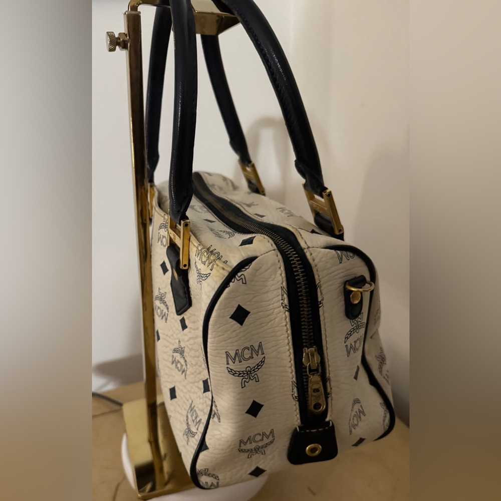 MCM VINTAGE VISETOS BOSTON CROSSBODY SATCHEL MONOGRAM P9381 W/CROSSBODY STRAP - Picture 8 of 17